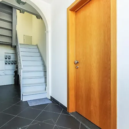 Portucale ! Concept Campo Ourique Apartment